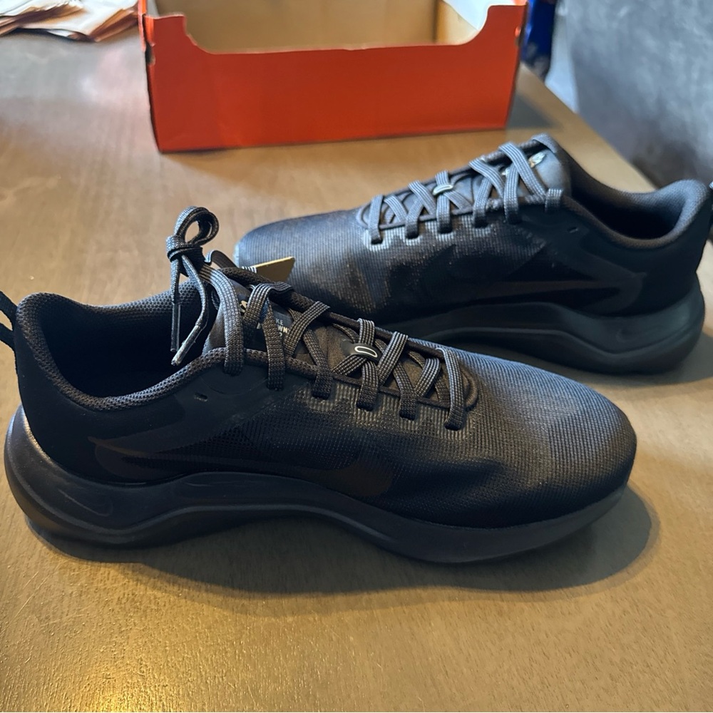 Nike Downshifter 12 4E Men’s 9 / Women’s 10.5 - Picture 2 of 10